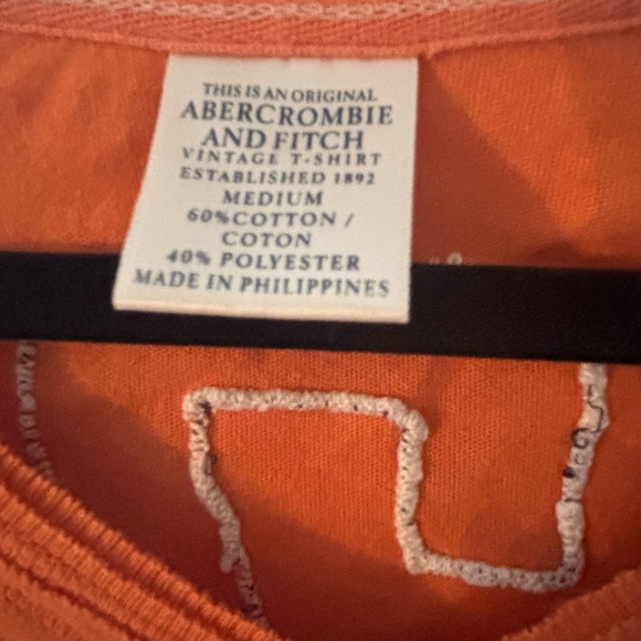 Abercrombie & Fitch Orange T-Shirt - Picture 2 of 3
